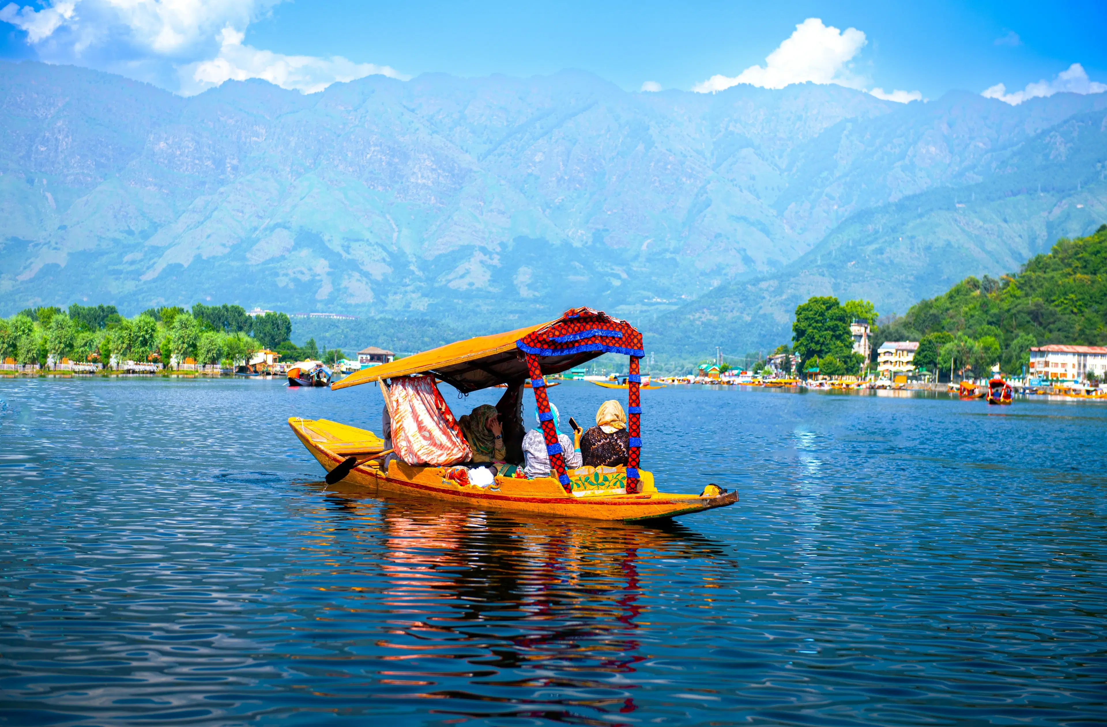 Kerala Munnar Alleppey 4 Day Adventure Tour