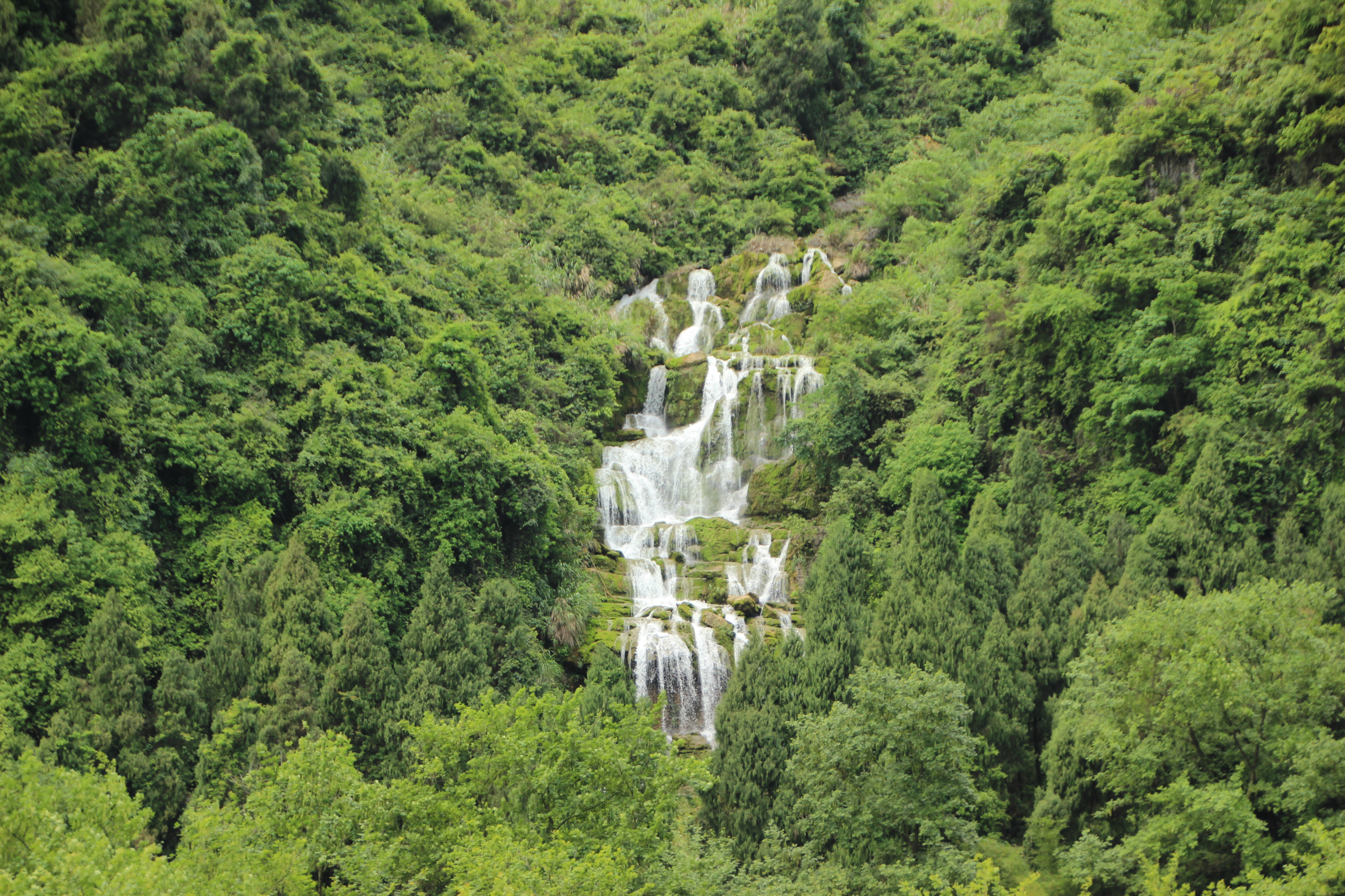Cheyyara Waterfalls